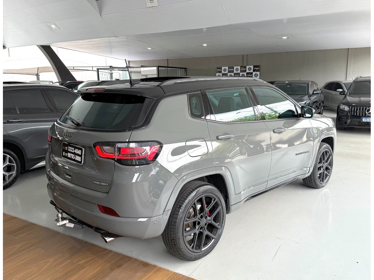 JEEP Compass 2.0 16V 4P HURRICANE 4 TURBO BLACKHAWK AUTOMÁTICO AT9