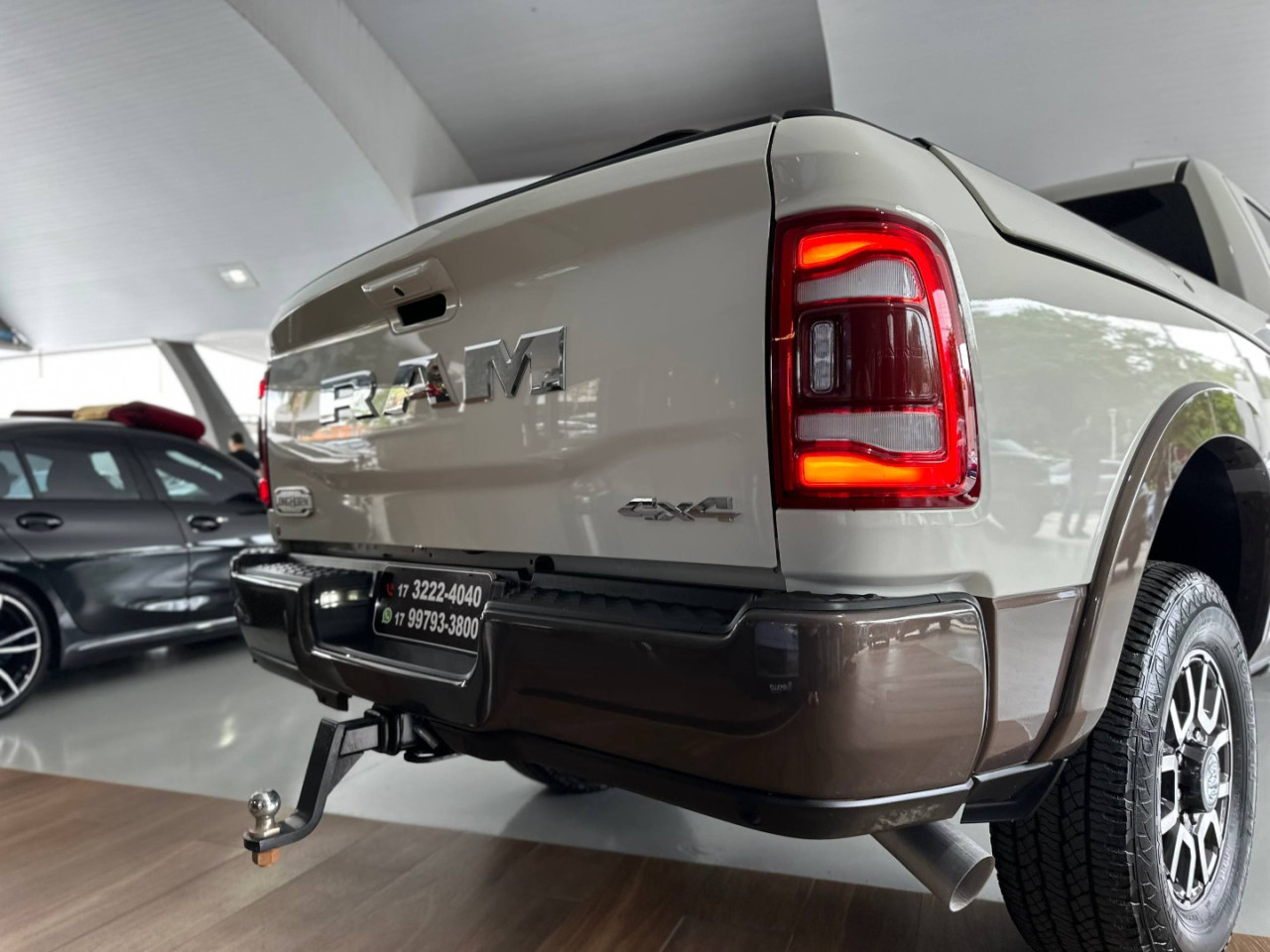 RAM 3500 6.7 I6 LIMITED LONG HORN CABINE DUPLA 4X4 TURBO DIESEL AUTOMÁTICO