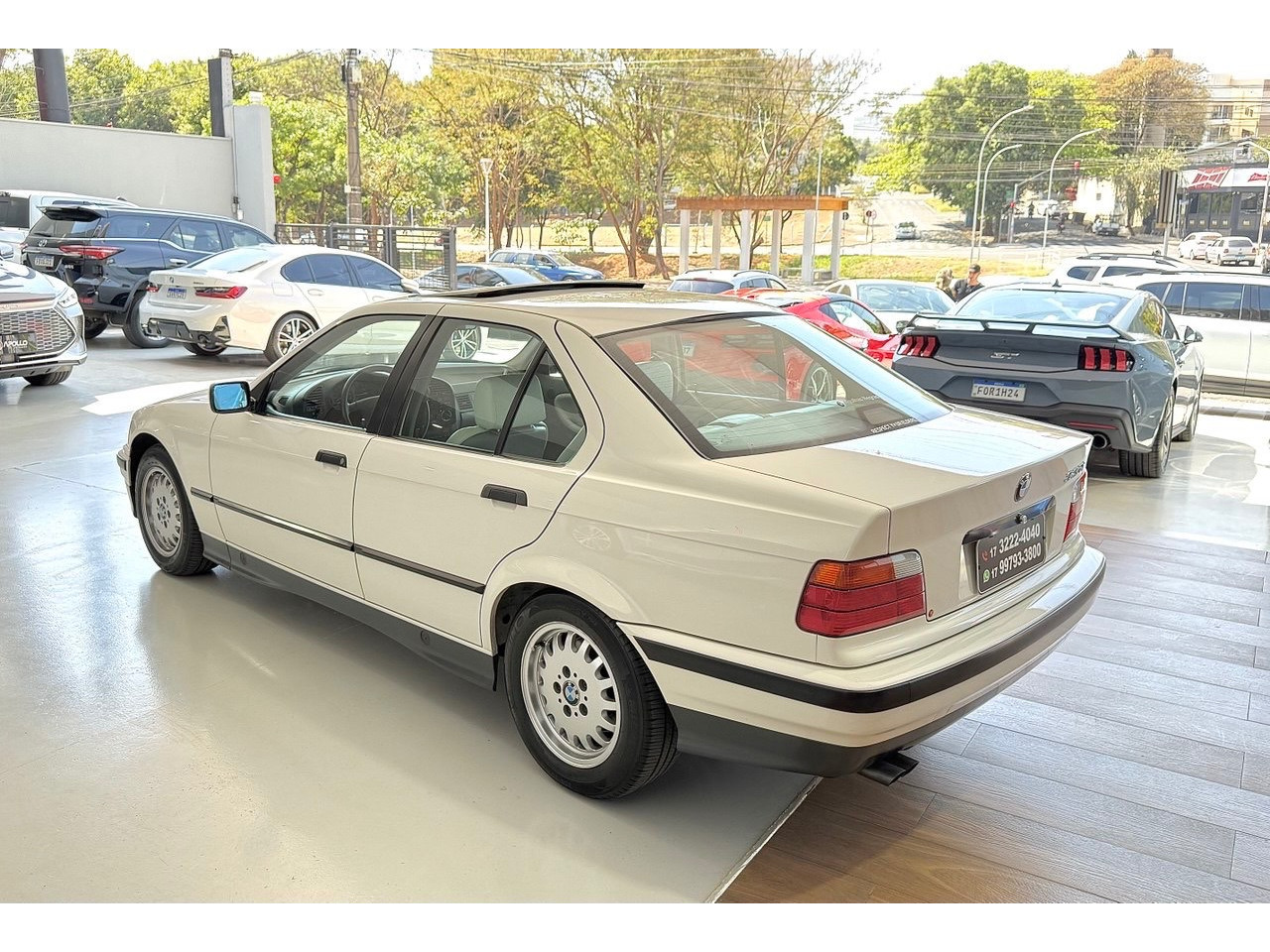 325I 2.5 24V 4P AUTOMÁTICO