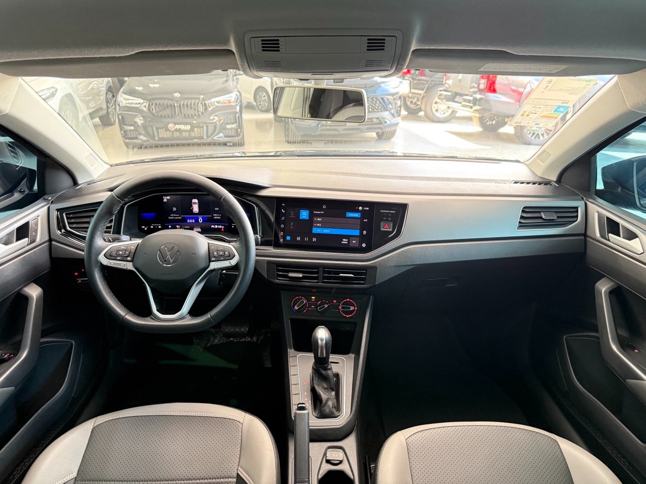 VOLKSWAGEN Nivus 1.0 4P FLEX 200 TSI COMFORTLINE TURBO AUTOMÁTICO