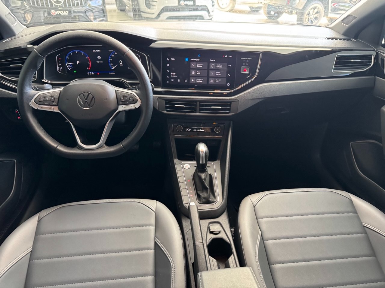 VOLKSWAGEN Nivus 1.0 4P FLEX 200 TSI HIGHLINE TURBO AUTOMÁTICO