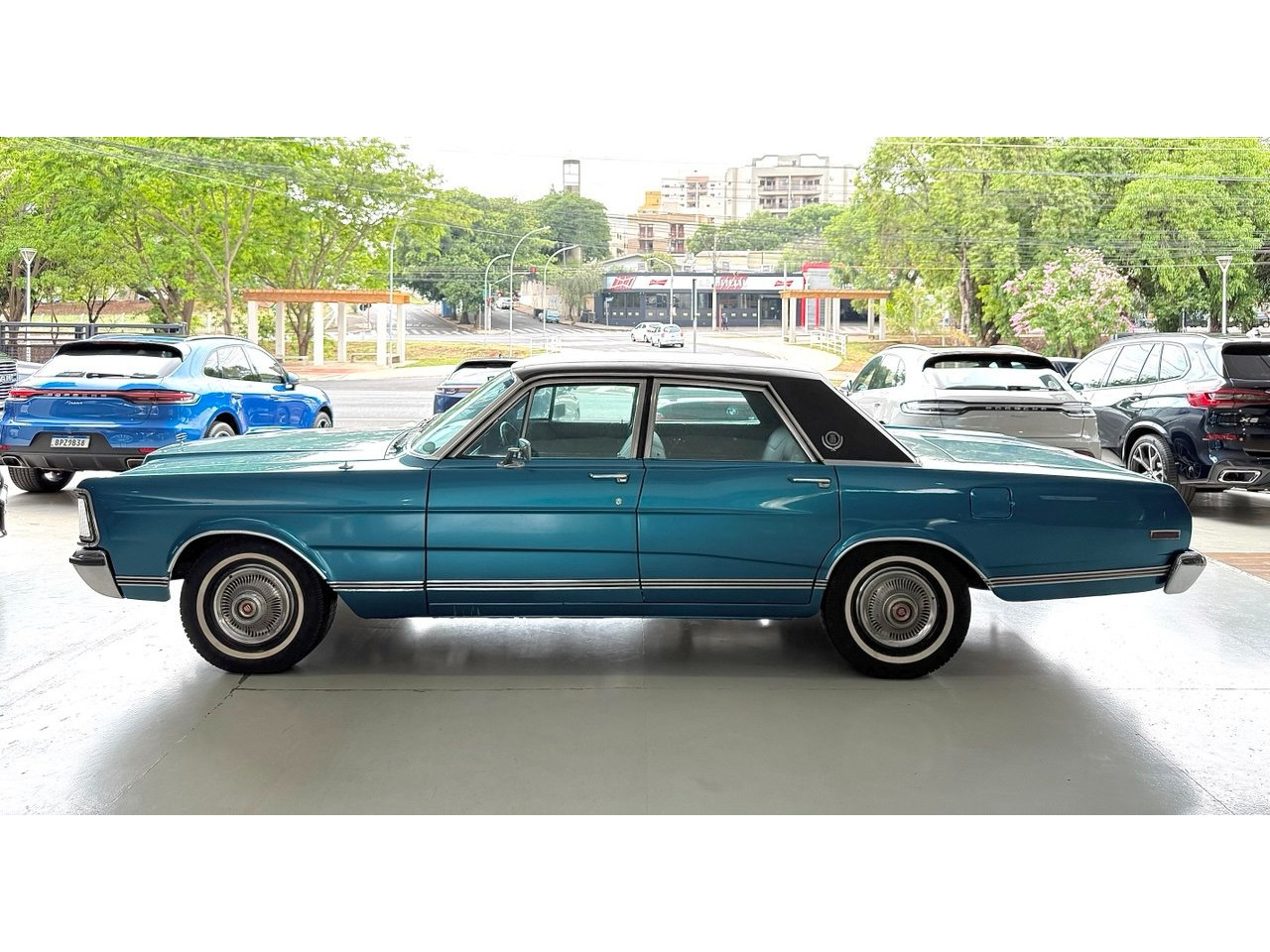 FORD Landau 5.0 V8 4P