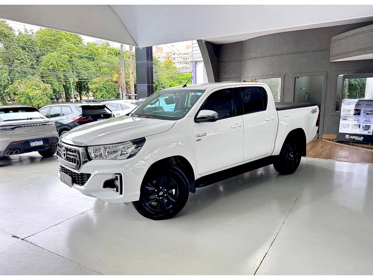 Hilux Caminhonete 2.7 16V 4P SRV FLEX CABINE DUPLA AUTOMÁTICO