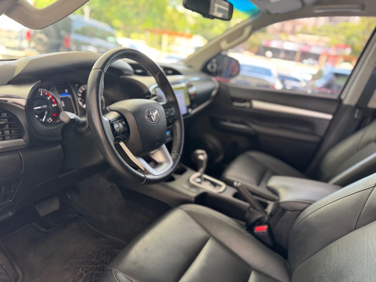 TOYOTA Hilux Caminhonete 2.8 16V 4P SRX DIESEL CABINE DUPLA