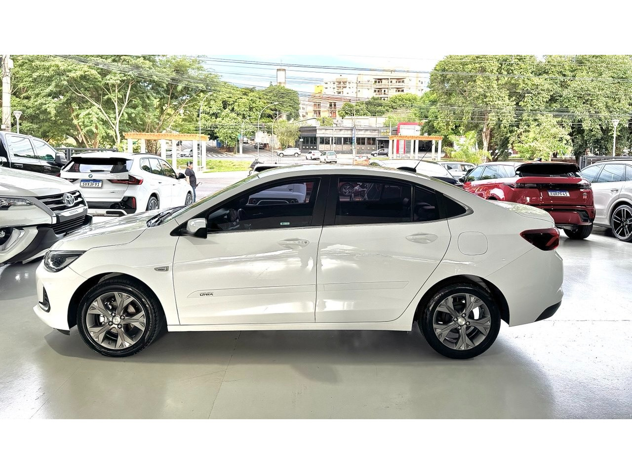 Onix Sedan 1.0 4P FLEX PREMIER PLUS TURBO AUTOMÁTICO