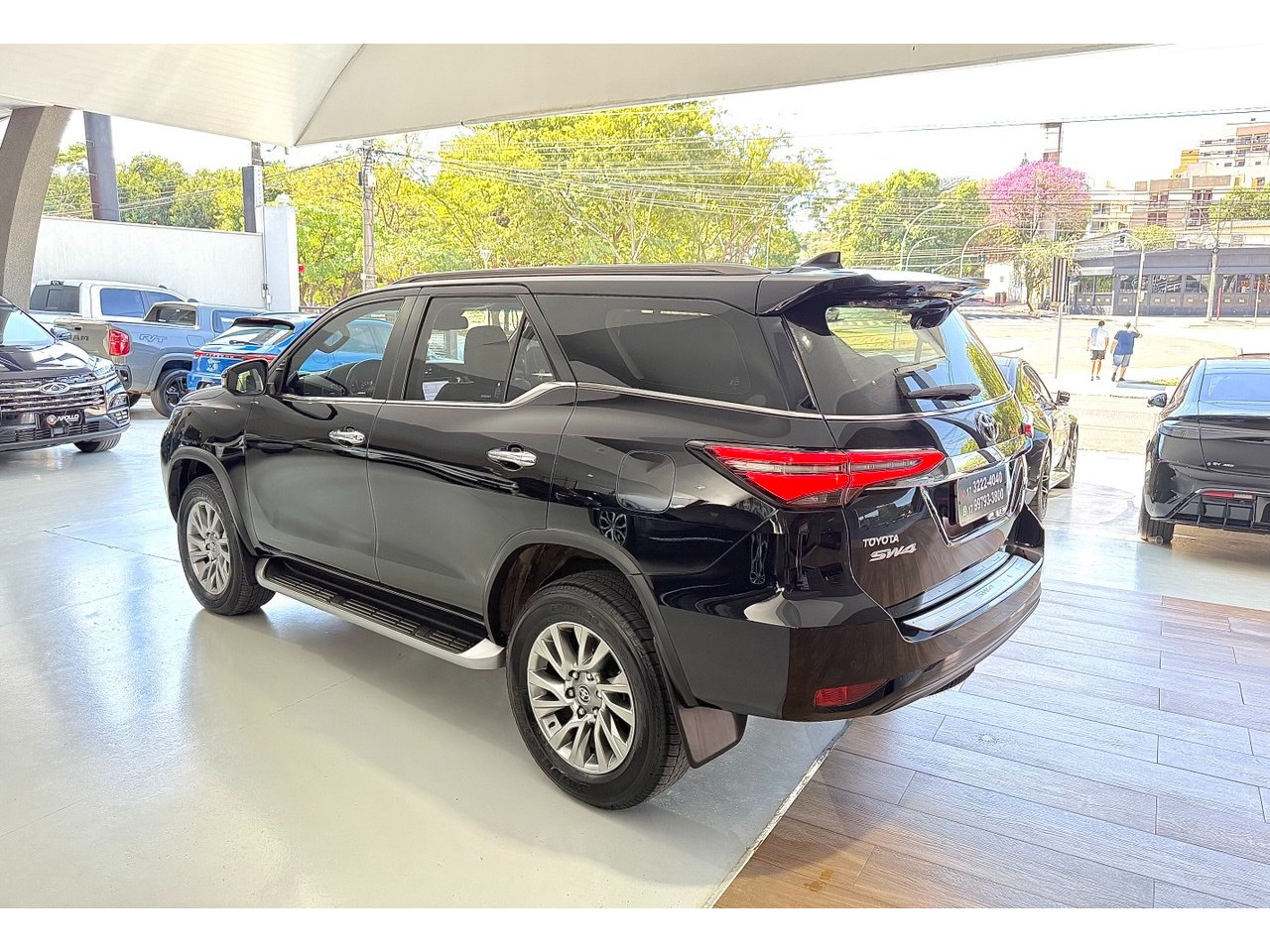 Hilux SW4 2.8 16V 4P SRX 4X4 7 LUGARES TURBO DIESEL AUTOMÁTICO