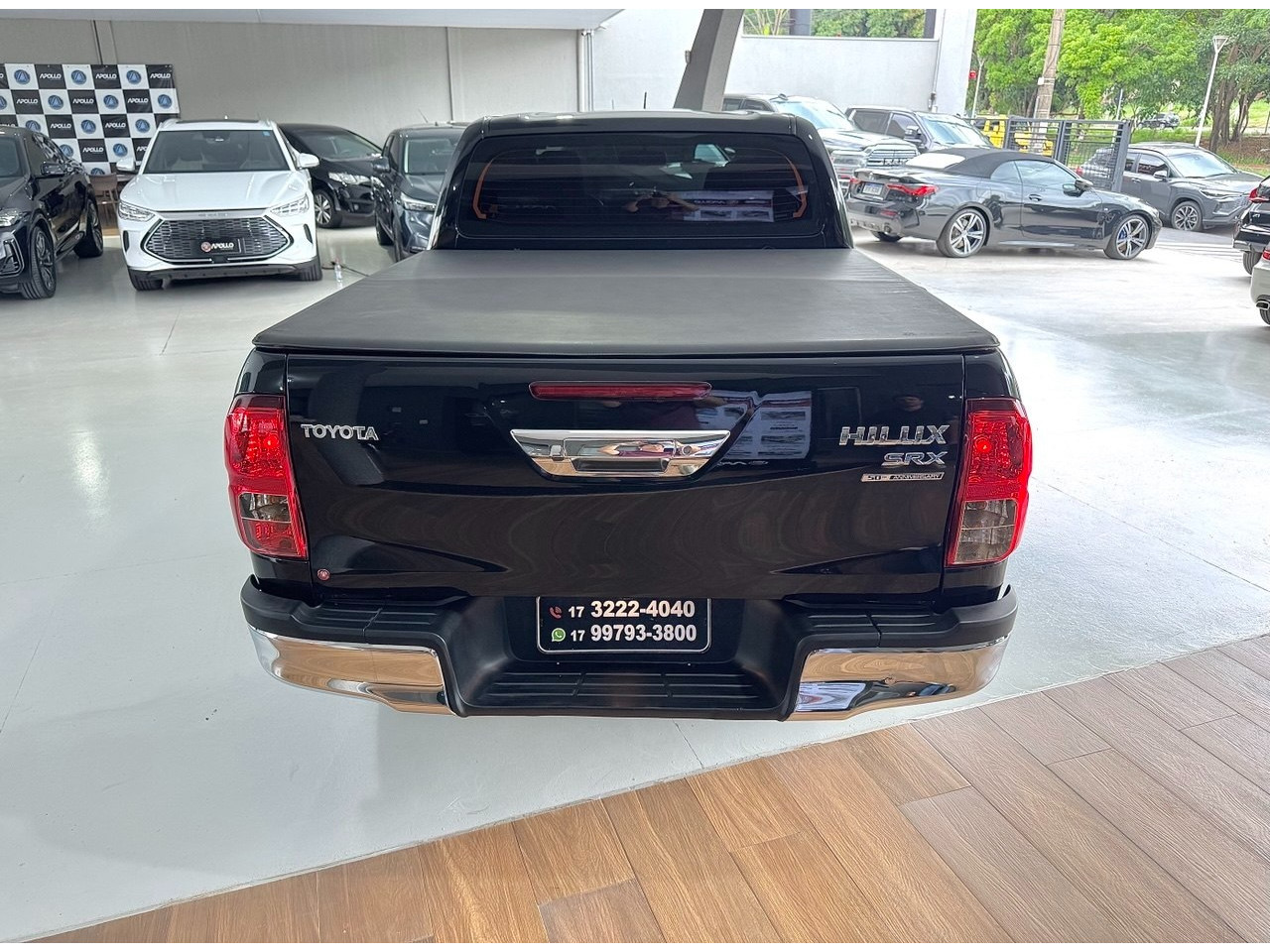TOYOTA Hilux Caminhonete 2.8 16V SRX 4X4 TURBO DIESEL CABINE DUPLA AUTOMÁTICO