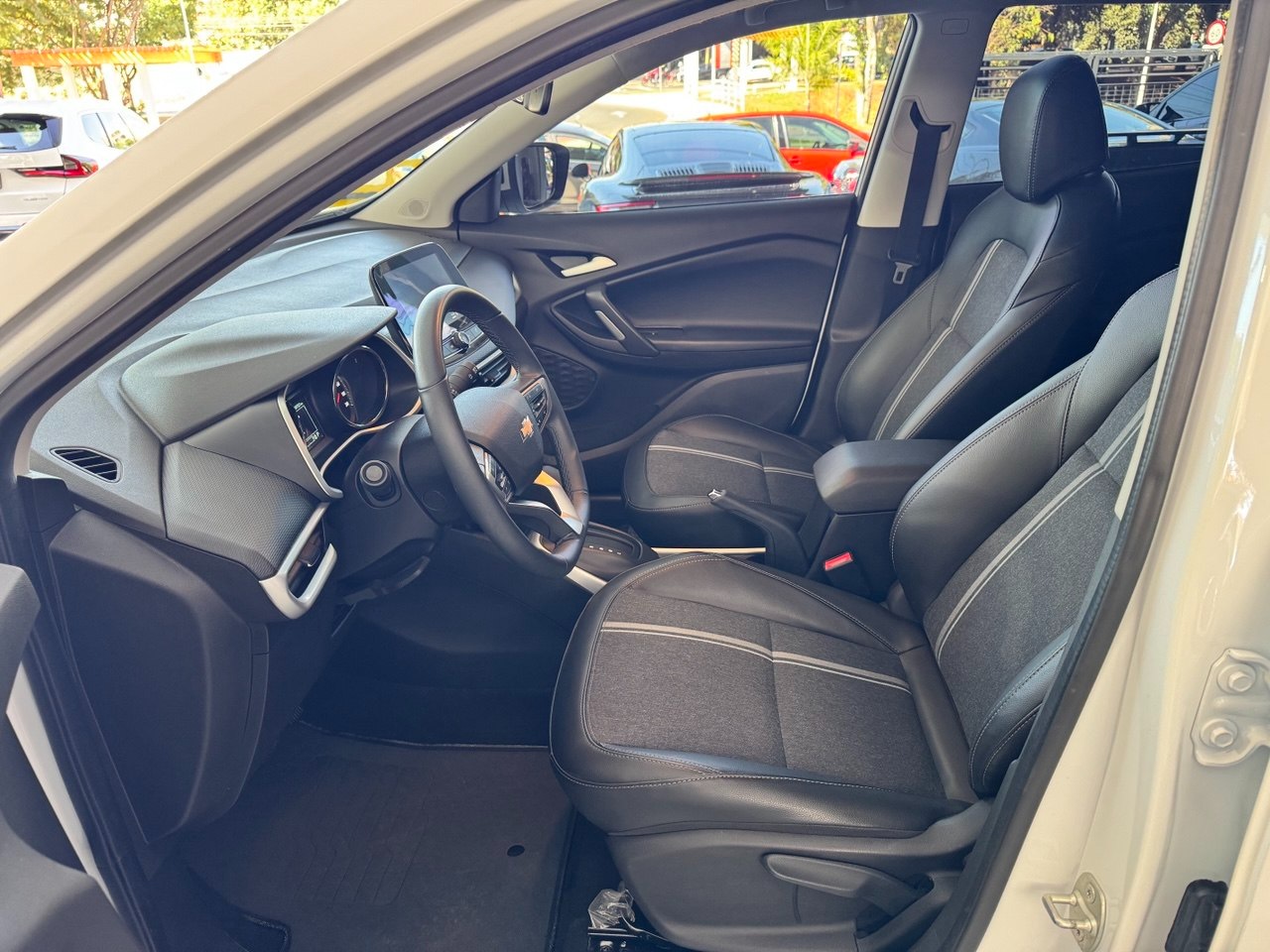 Tracker 1.0 4P FLEX TURBO LTZ AUTOMÁTICO