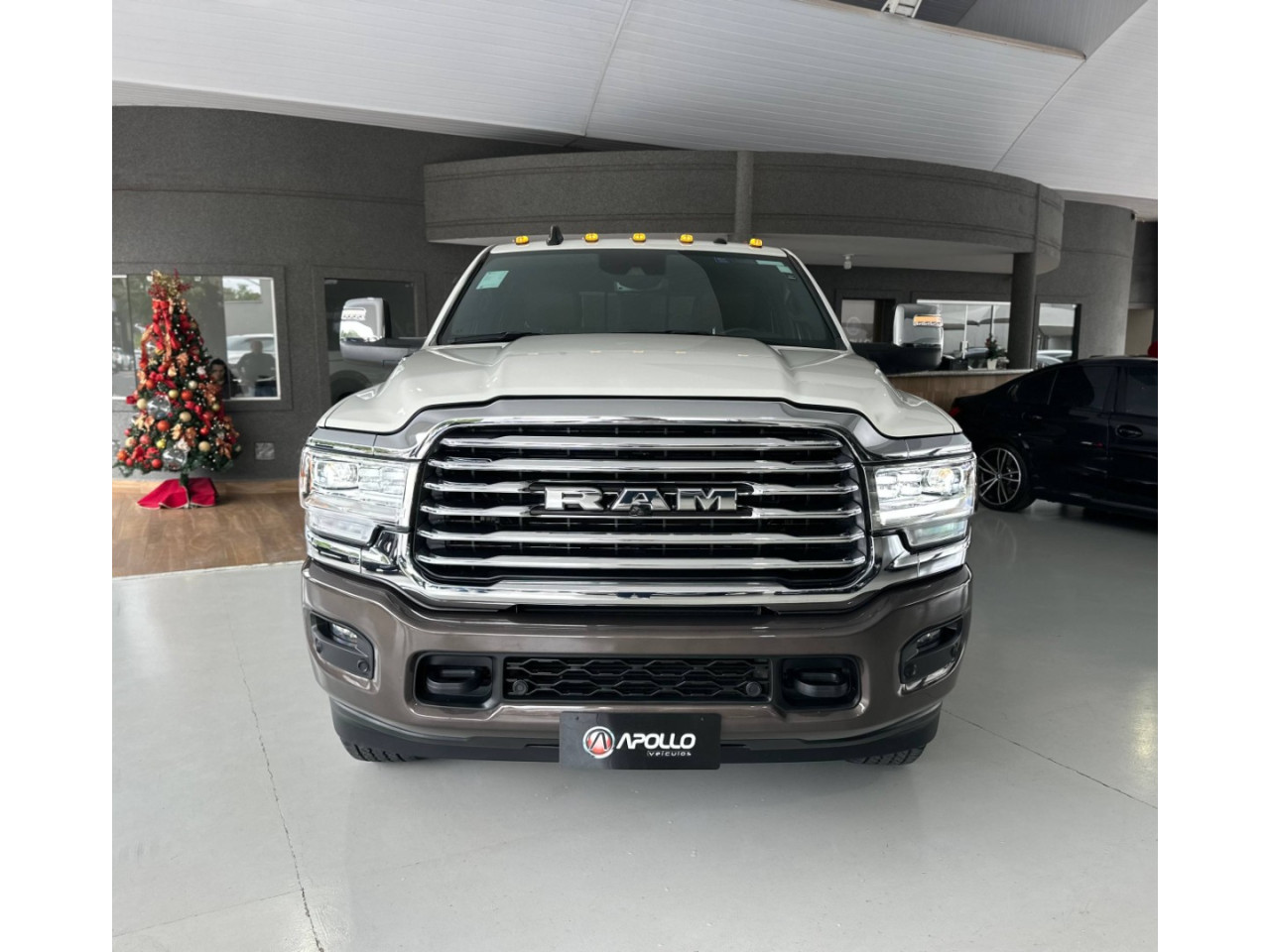 RAM 3500 6.7 I6 LIMITED LONG HORN CABINE DUPLA 4X4 TURBO DIESEL AUTOMÁTICO