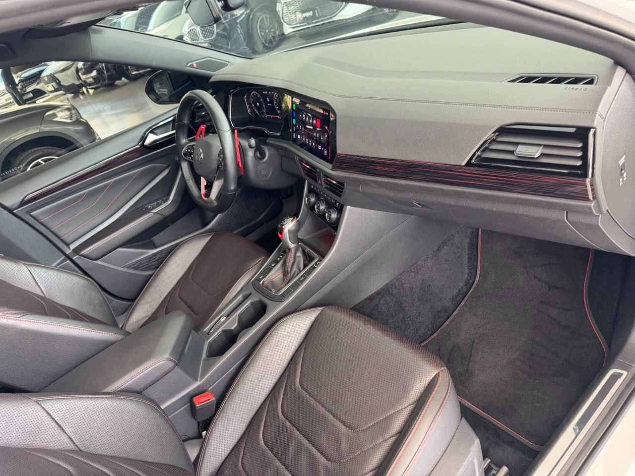 VOLKSWAGEN Jetta 2.0 4P 350 TSI GLI AUTOMÁTICO DSG