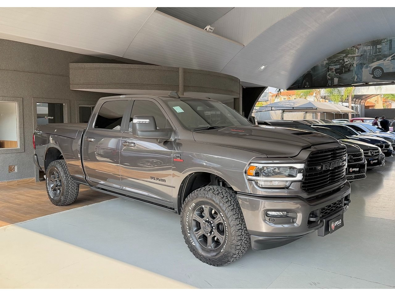 RAM 2500 6.7 I6 24V SLT CABINE DUPLA TURBO DIESEL NIGHT EDITION 4X4 AUTOMÁTICO