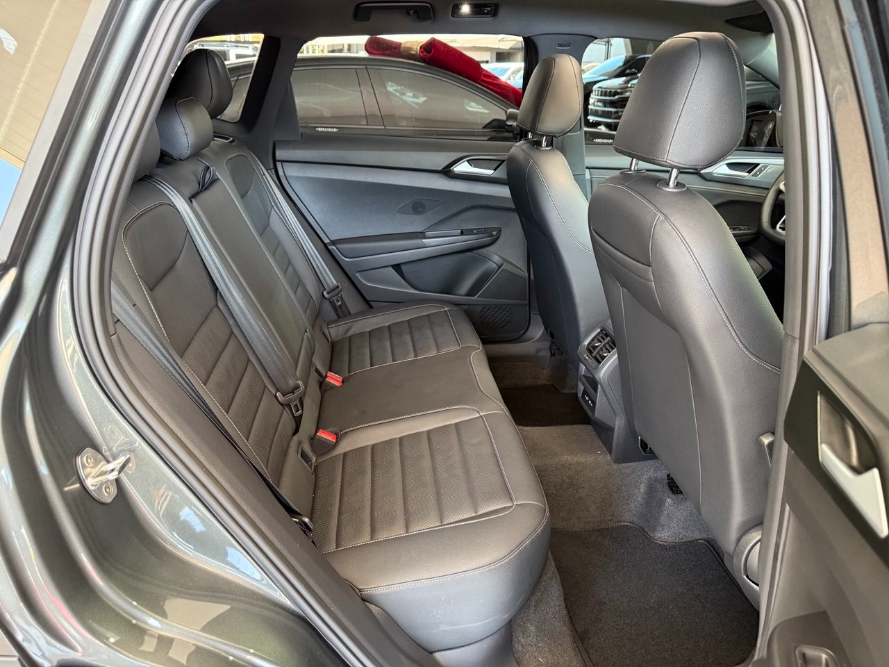 VOLKSWAGEN Taos 1.4 16V 4P FLEX 250 TSI HIGHLINE AUTOMÁTICO