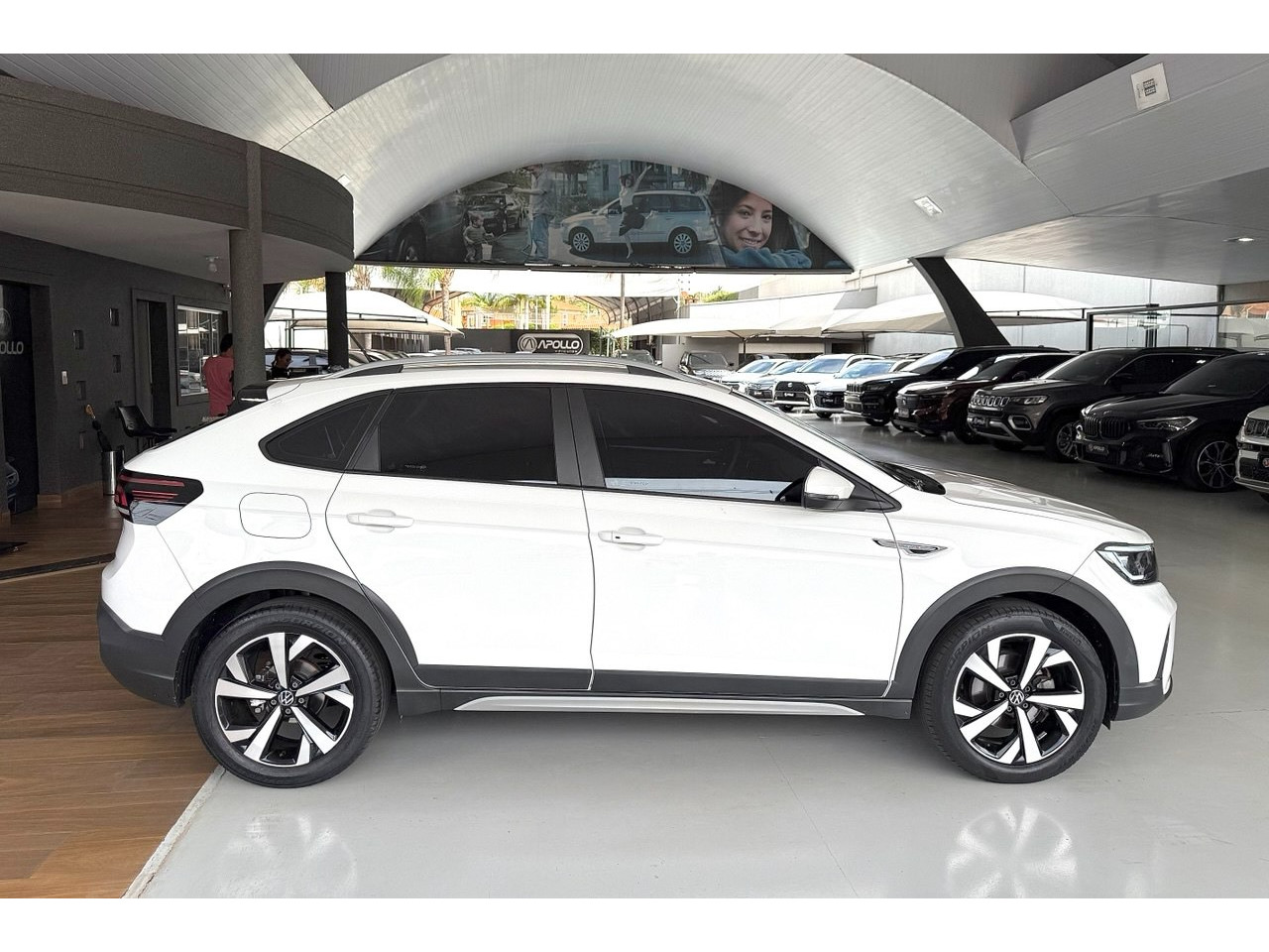 Nivus 1.0 4P FLEX 200 TSI HIGHLINE TURBO AUTOMÁTICO