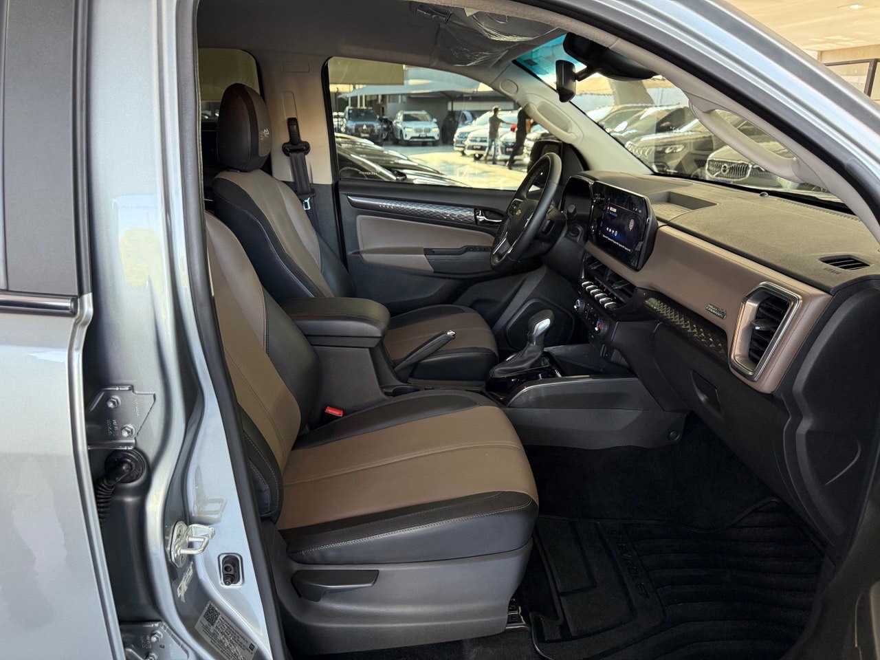 S10 2.8 12V HIGH COUNTRY CABINE DUPLA 4X4 TURBO DIESEL AUTOMÁTICO
