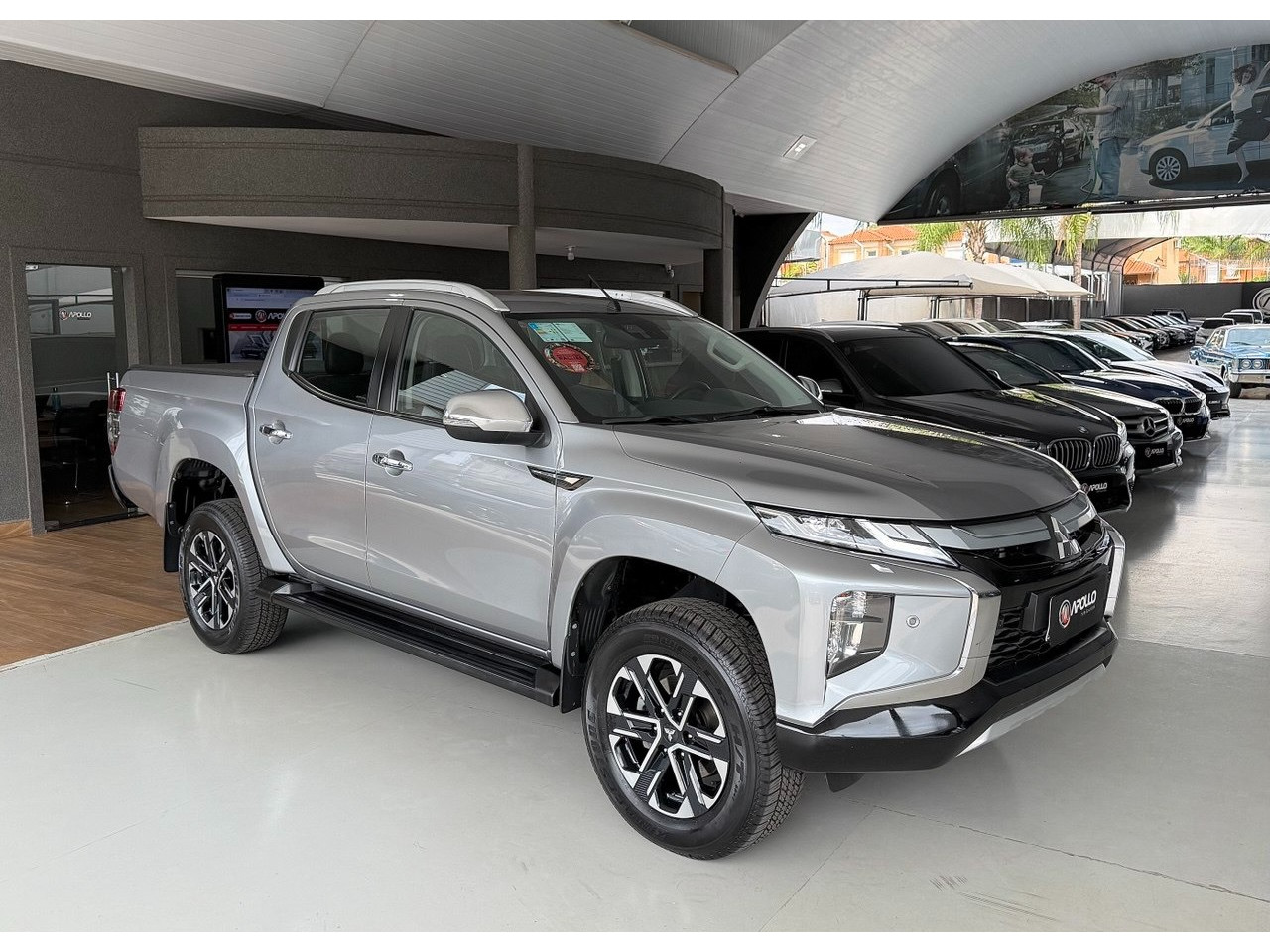 MITSUBISHI L 200 Triton 2.4 16V SPORT HPE-S 4X4 CABINE DUPLA TURBO DIESEL AUTOMÁTICO