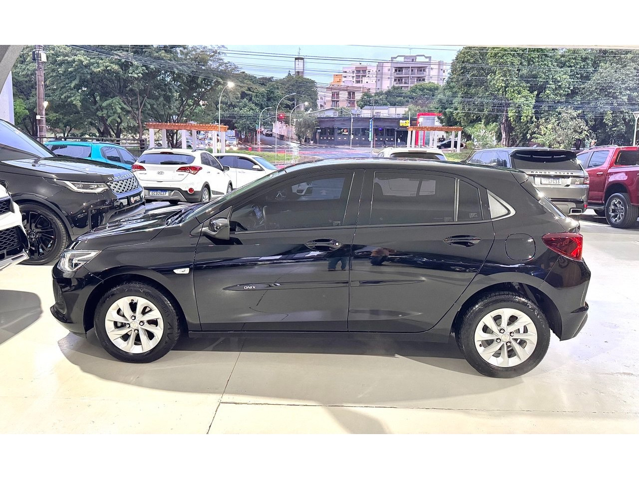 Onix Hatch 1.0 4P FLEX LT TURBO