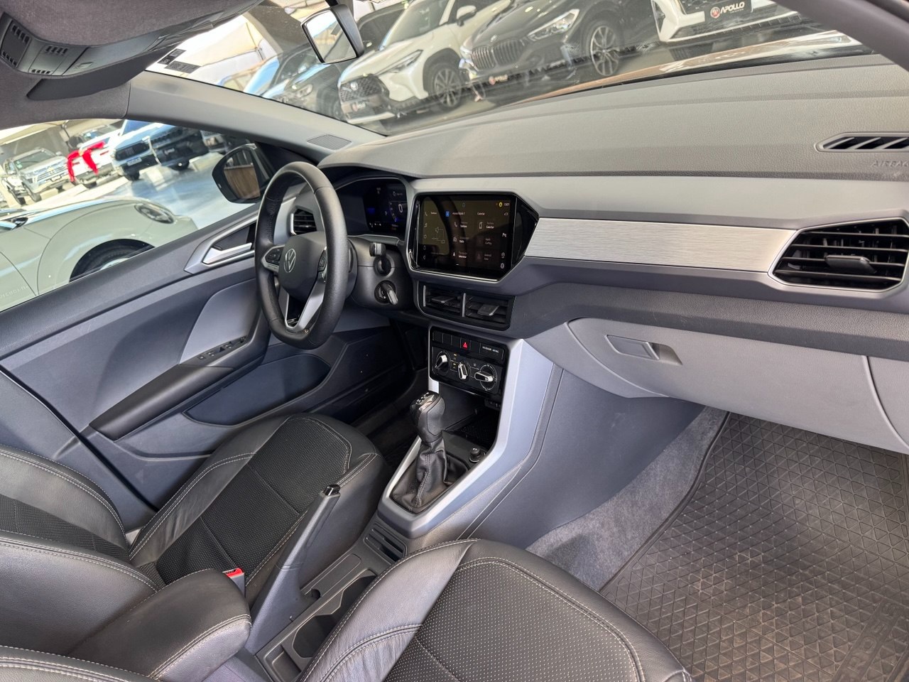 VOLKSWAGEN T-Cross 1.0 4P 200 TSI FLEX