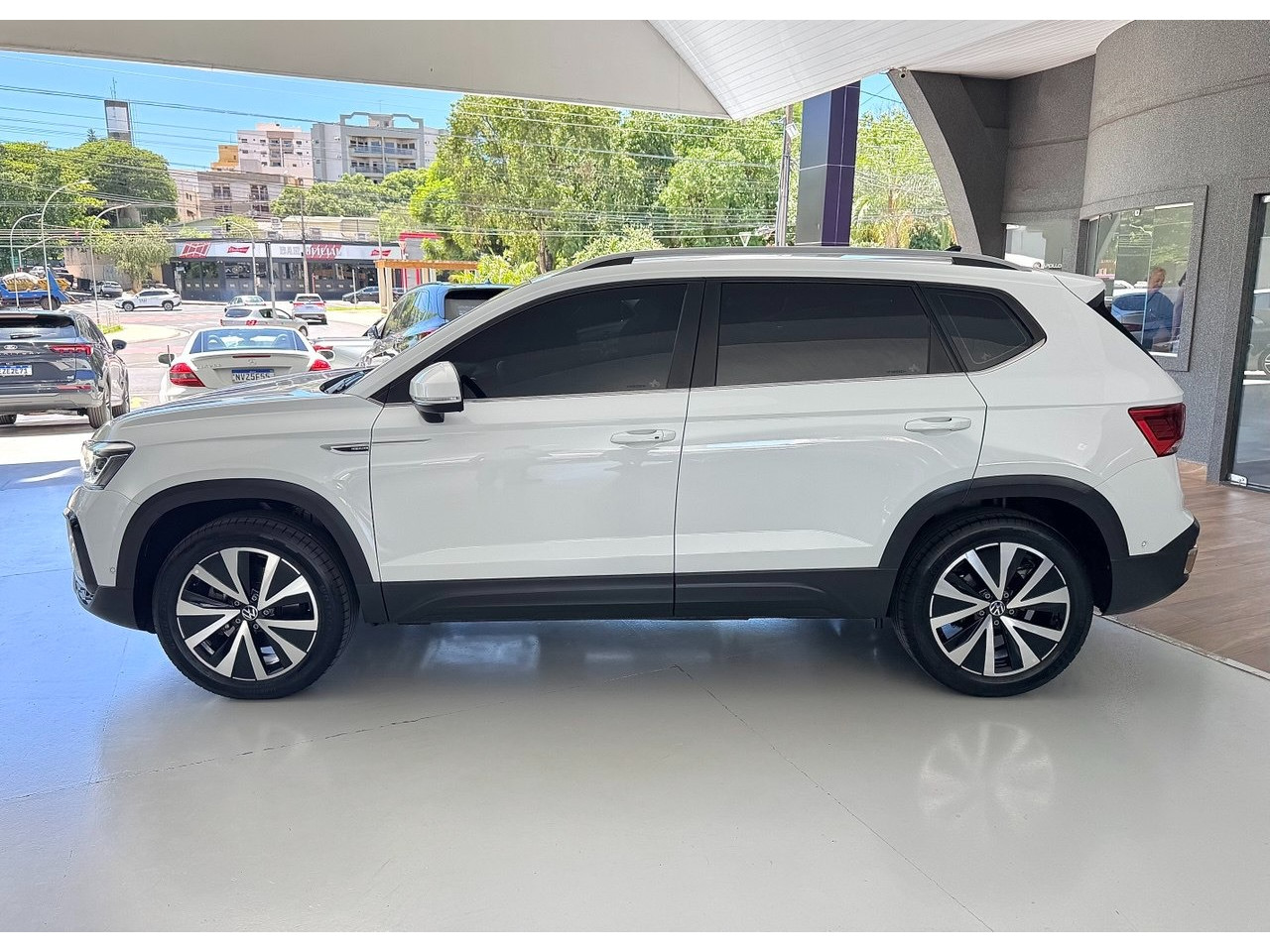 VOLKSWAGEN Taos 1.4 16V 4P FLEX 250 TSI HIGHLINE AUTOMÁTICO