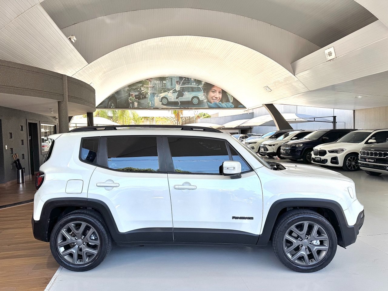 Renegade 1.8 16V 4P FLEX LONGITUDE AUTOMÁTICO