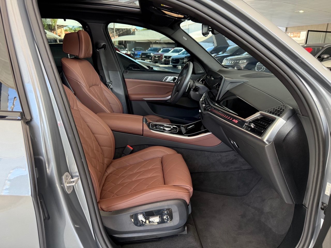 BMW X5 3.0 I6 4P TURBO HÍBRIDO XDRIVE50E M SPORT AUTOMÁTICO