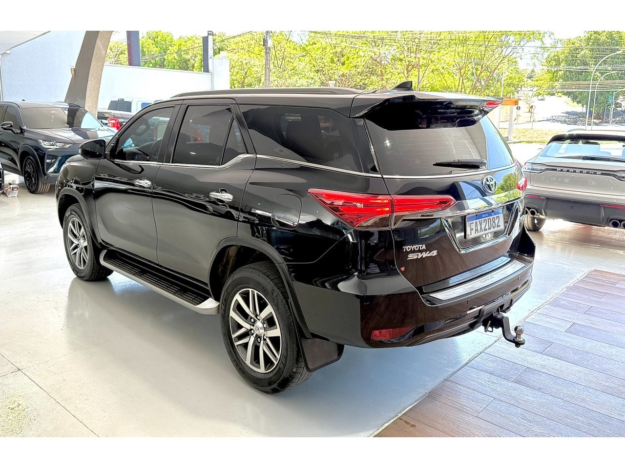 TOYOTA Hilux SW4 2.8 16V 4P SRX 4X4 7 LUGARES TURBO DIESEL AUTOMÁTICO