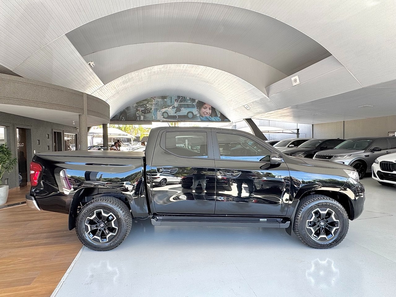 Titano 2.2 16V 4P VOLCANO 4X4 TURBO DIESEL AUTOMÁTICO