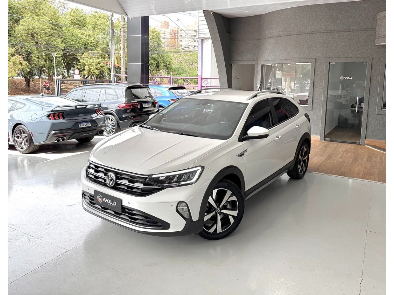 Nivus 1.0 4P FLEX 200 TSI HIGHLINE TURBO AUTOMÁTICO
