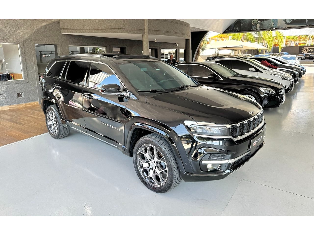 Commander 2.0 16V 4P TD380 OVERLAND TURBO DIESEL AUTOMÁTICO