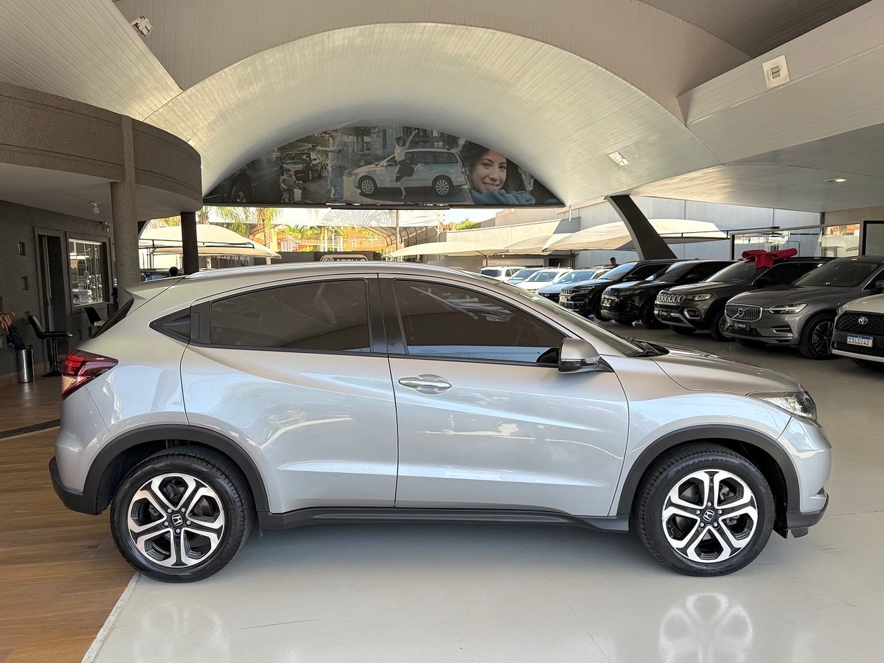 HR-V 1.8 16V 4P TOURING FLEX AUTOMÁTICO CVT