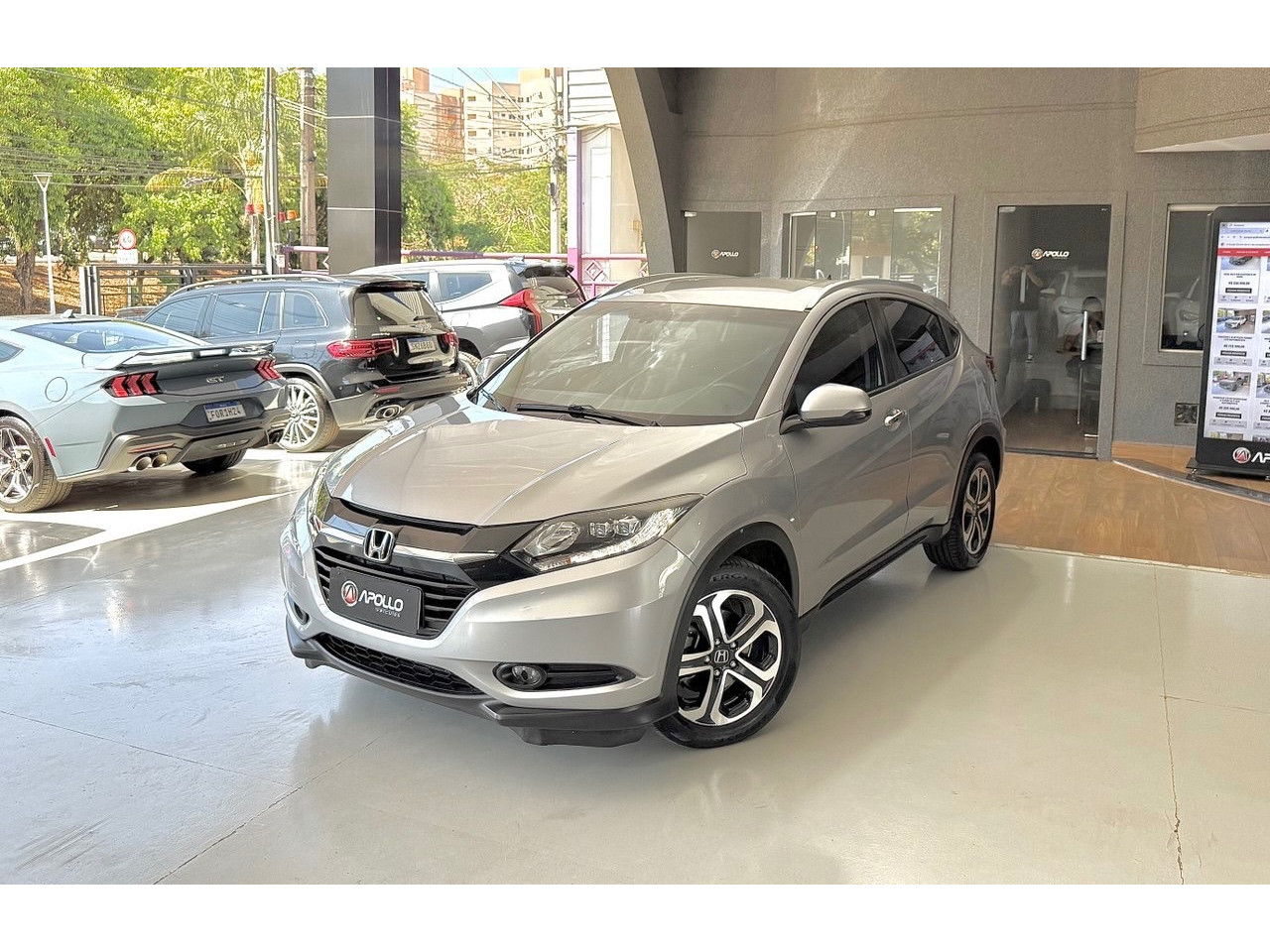 HR-V 1.8 16V 4P TOURING FLEX AUTOMÁTICO CVT