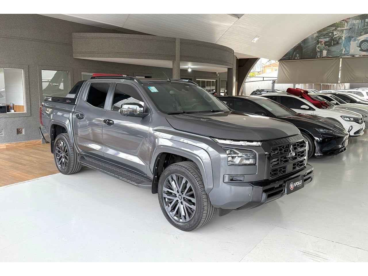Triton 2.4 KATANA SR80 HPE BITURBO DIESEL CABINE DUPLA 4X4 AUTOMÁTICO