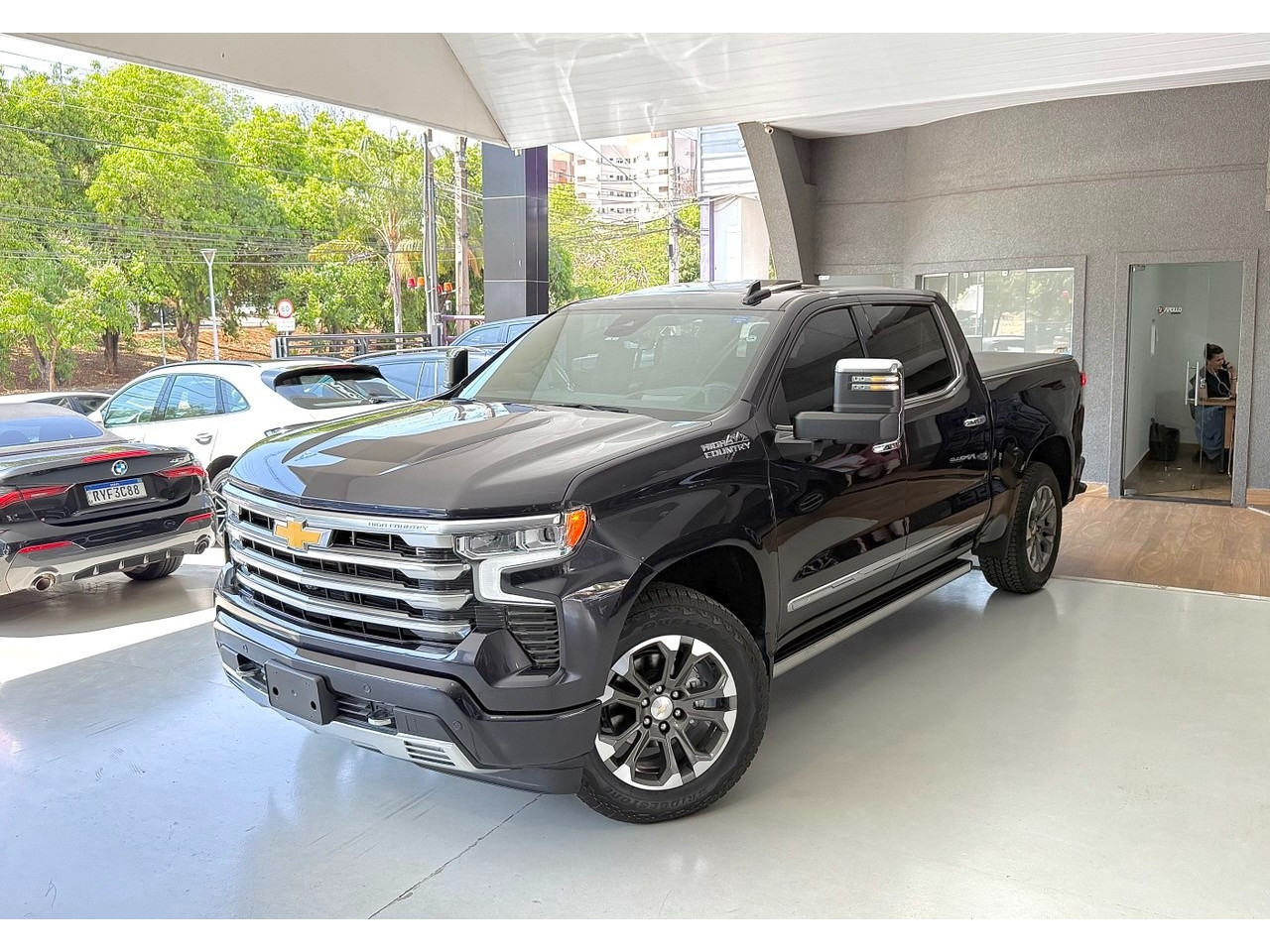 Silverado 5.3 V8 1500 HIGH COUNTRY CABINE DUPLA 4X4 AUTOMÁTICO