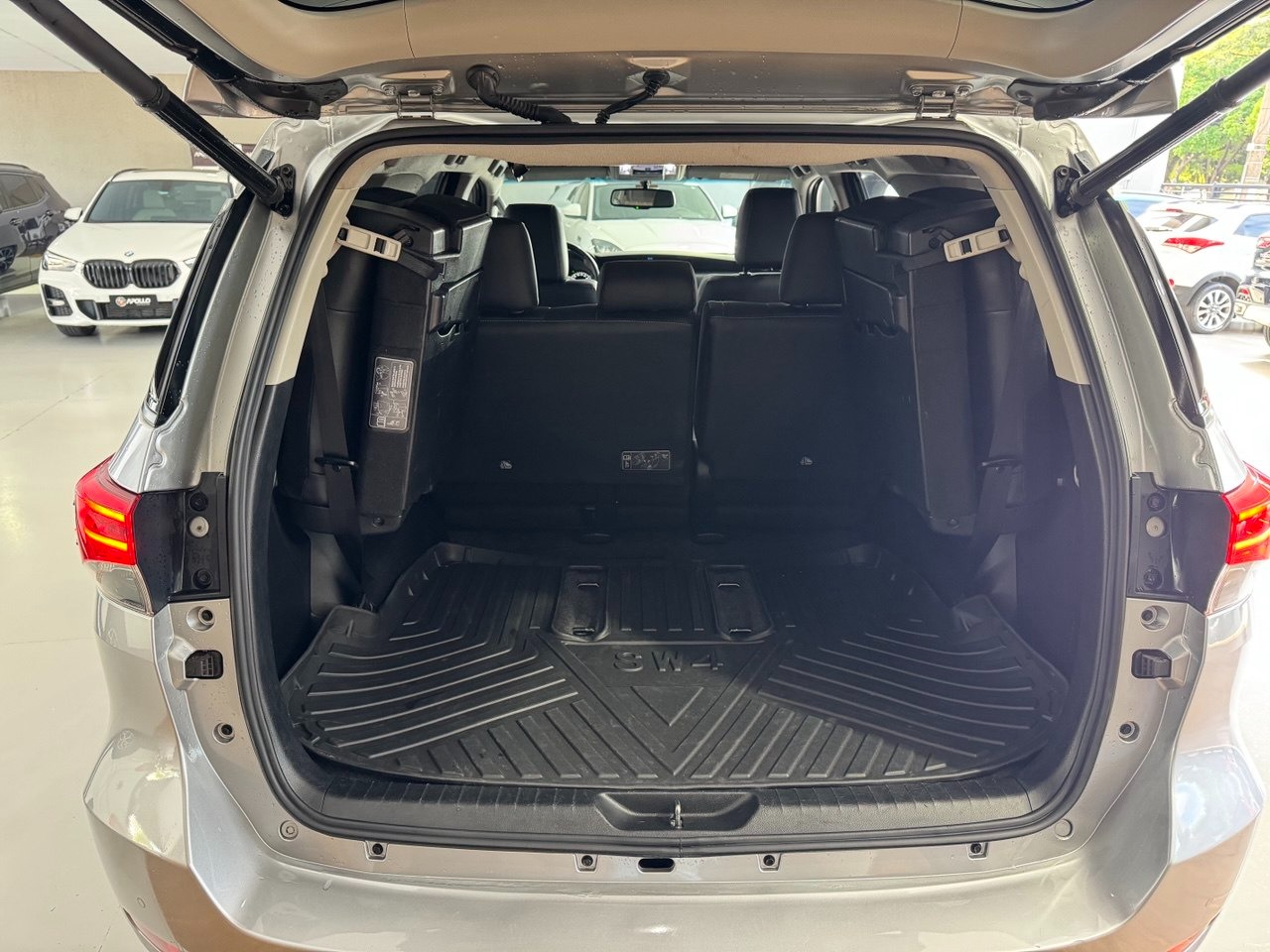 Hilux SW4 2.7 16V 4P FLEX SRV 7 LUGARES AUTOMÁTICO