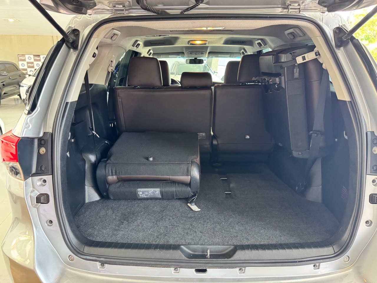 Hilux SW4 2.7 16V 4P FLEX SRV 7 LUGARES AUTOMÁTICO