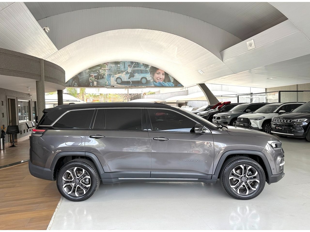 JEEP Commander 1.3 16V 4P FLEX T270 LIMITED TURBO AUTOMÁTICO