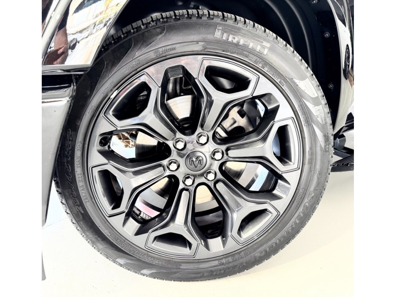 1500 5.7 V8 LIMITED NIGHT EDITION CABINE DUPLA 4X4 AUTOMÁTICO