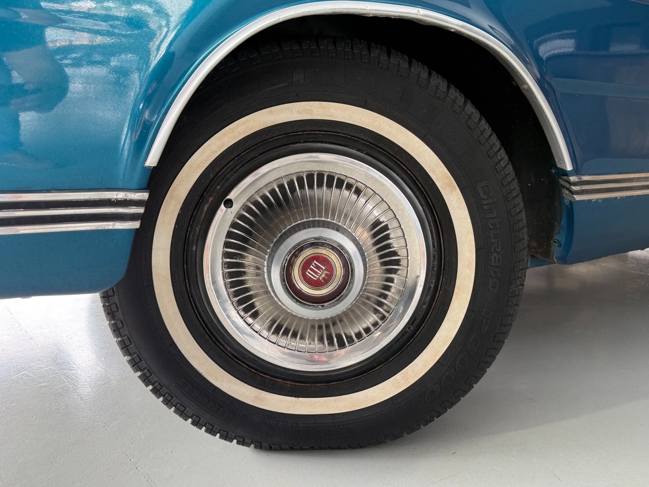 FORD Landau 5.0 V8 4P