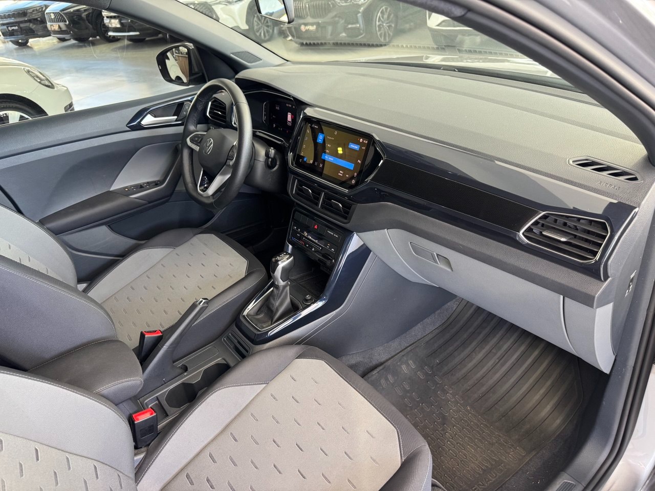 VOLKSWAGEN T-Cross 1.0 4P 200 TSI FLEX COMFORTLINE AUTOMÁTICO