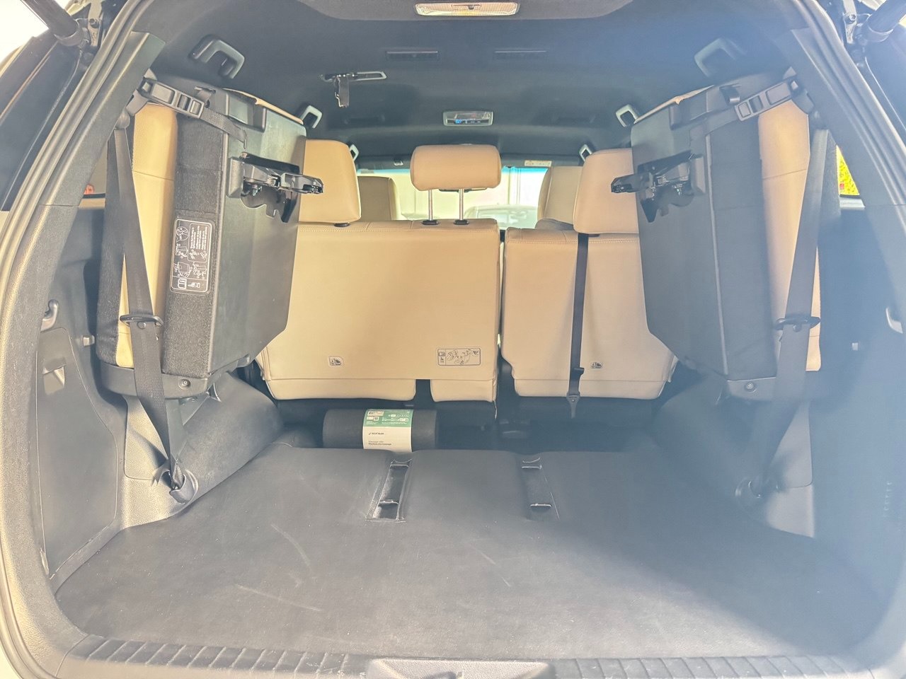 TOYOTA Hilux SW4 2.8 4P SRX 4X4 DIAMOND 7 LUGARES TURBO DIESEL AUTOMÁTICO