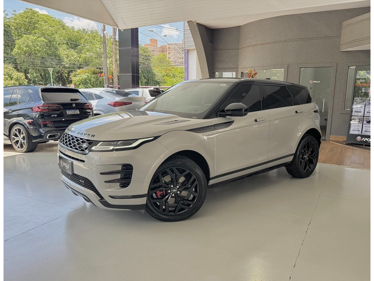 Range Rover Evoque 2.0 4P FLEX P250 R-DYNAMIC HSE AWD AUTOMÁTICO