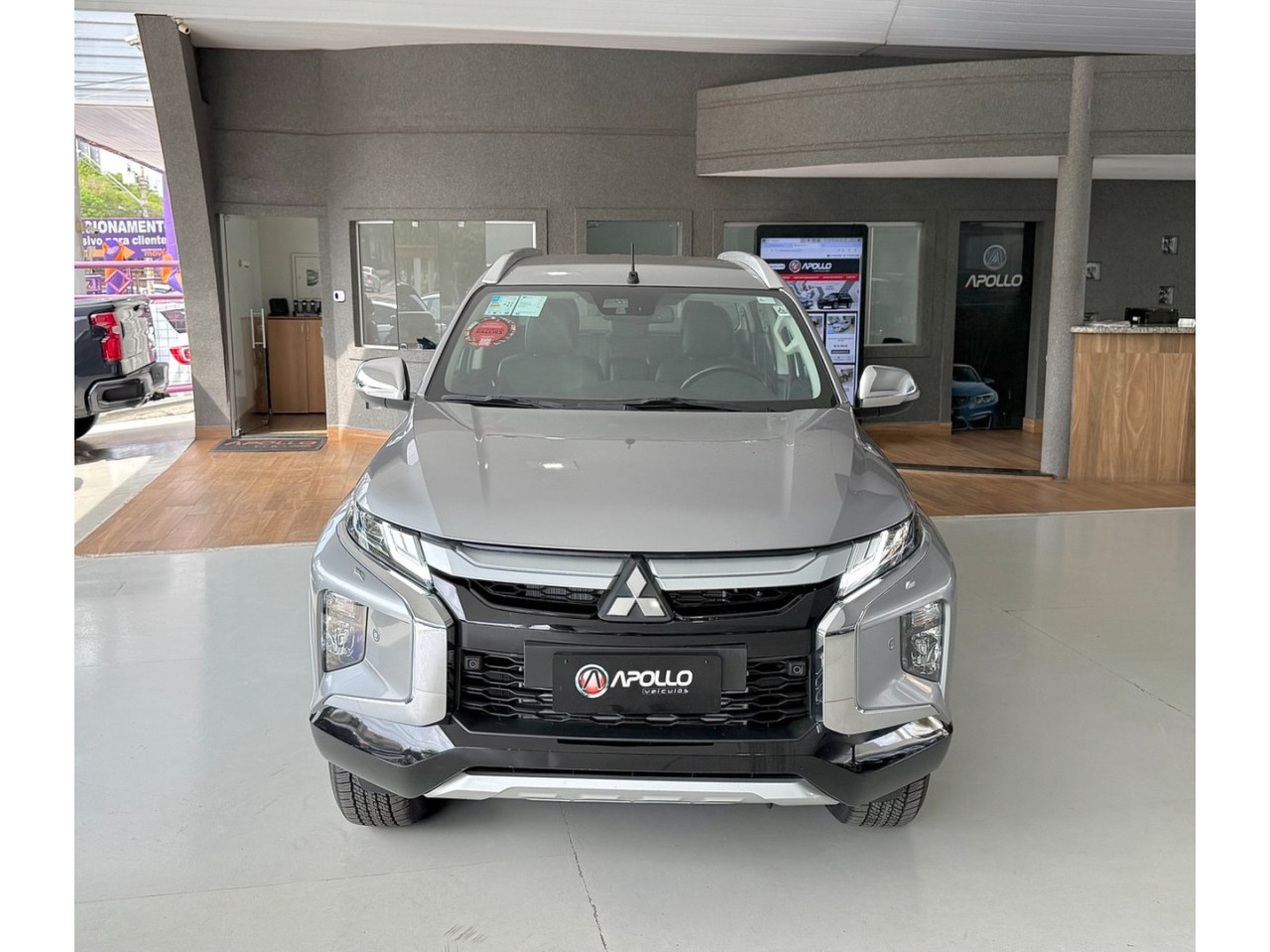 MITSUBISHI L 200 Triton 2.4 16V SPORT HPE-S 4X4 CABINE DUPLA TURBO DIESEL AUTOMÁTICO