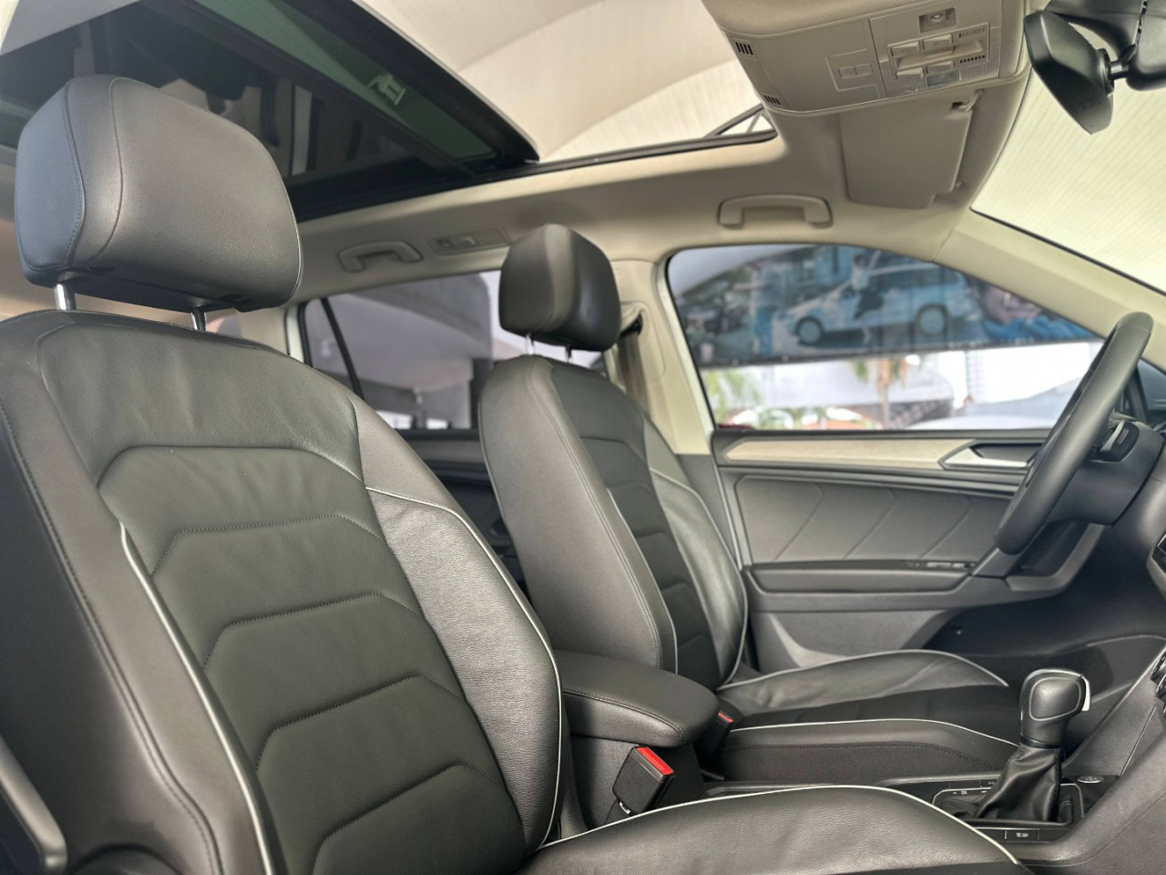 VOLKSWAGEN Tiguan 1.4 16V 4P TSI 250 FLEX TURBO COMFORTLINE AUTOMÁTICO