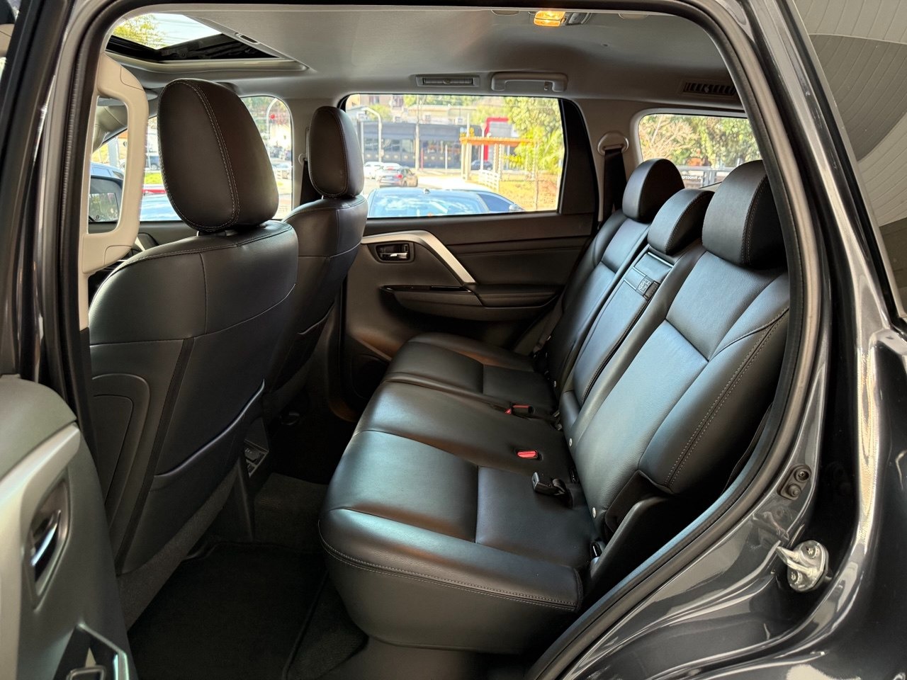 Pajero Sport 2.4 16V 4P HPE-S AWD TURBO DIESEL AUTOMÁTICO
