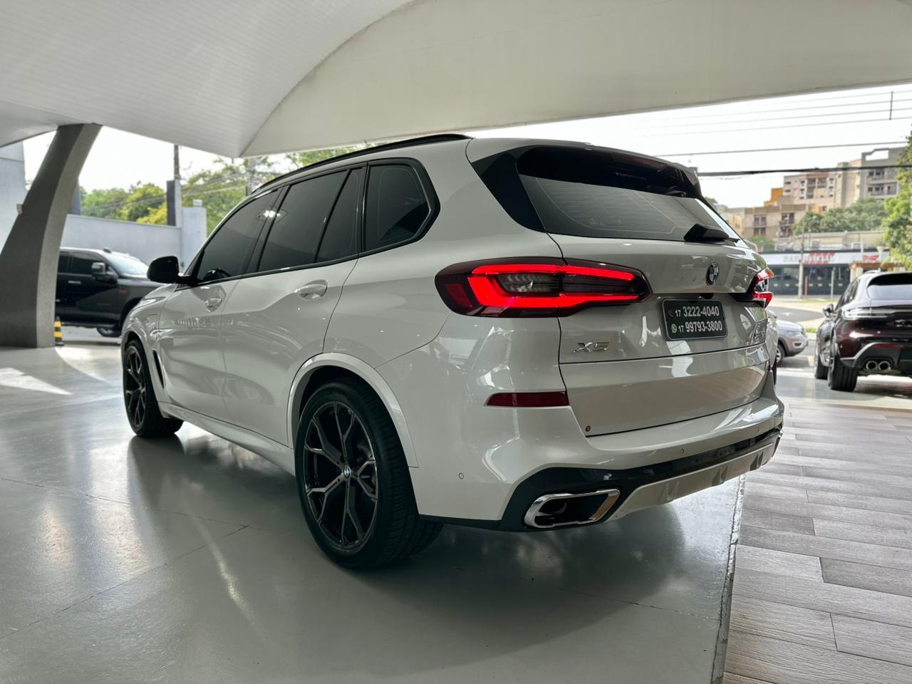 BMW X5 3.0 I6 32V 4P TURBO HÍBRIDO XDRIVE45E M SPORT AUTOMÁTICO