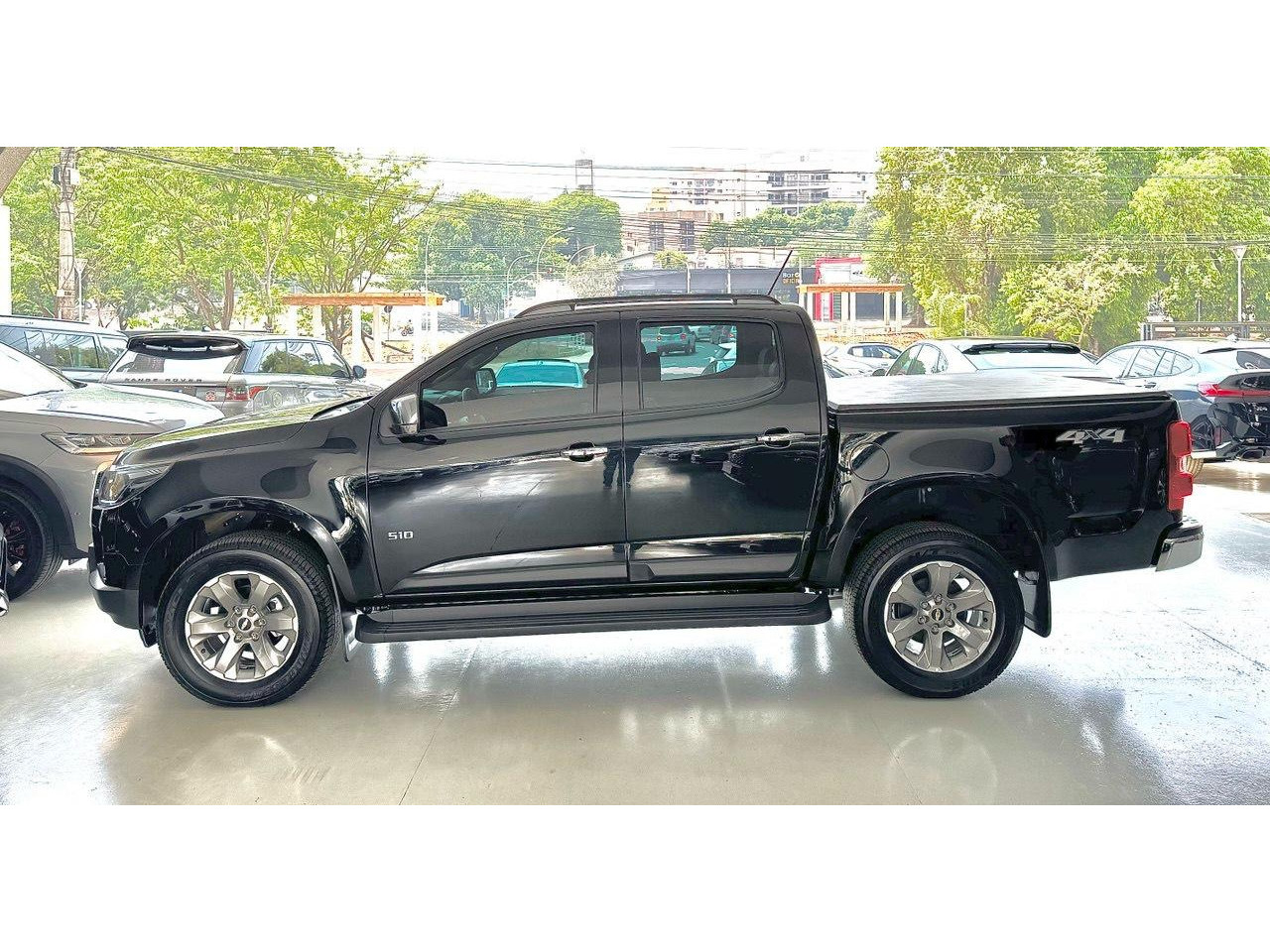 CHEVROLET S10 2.8 16V LTZ CABINE DUPLA 4X4 TURBO DIESEL AUTOMÁTICO