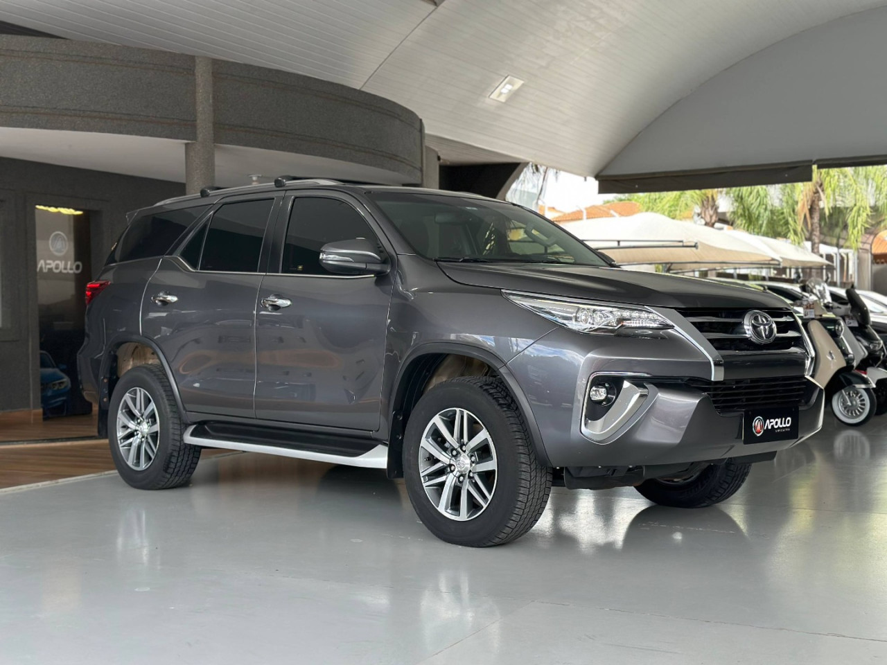 TOYOTA Hilux SW4 2.8 16V 4P SRX 4X4 7 LUGARES TURBO DIESEL AUTOMÁTICO