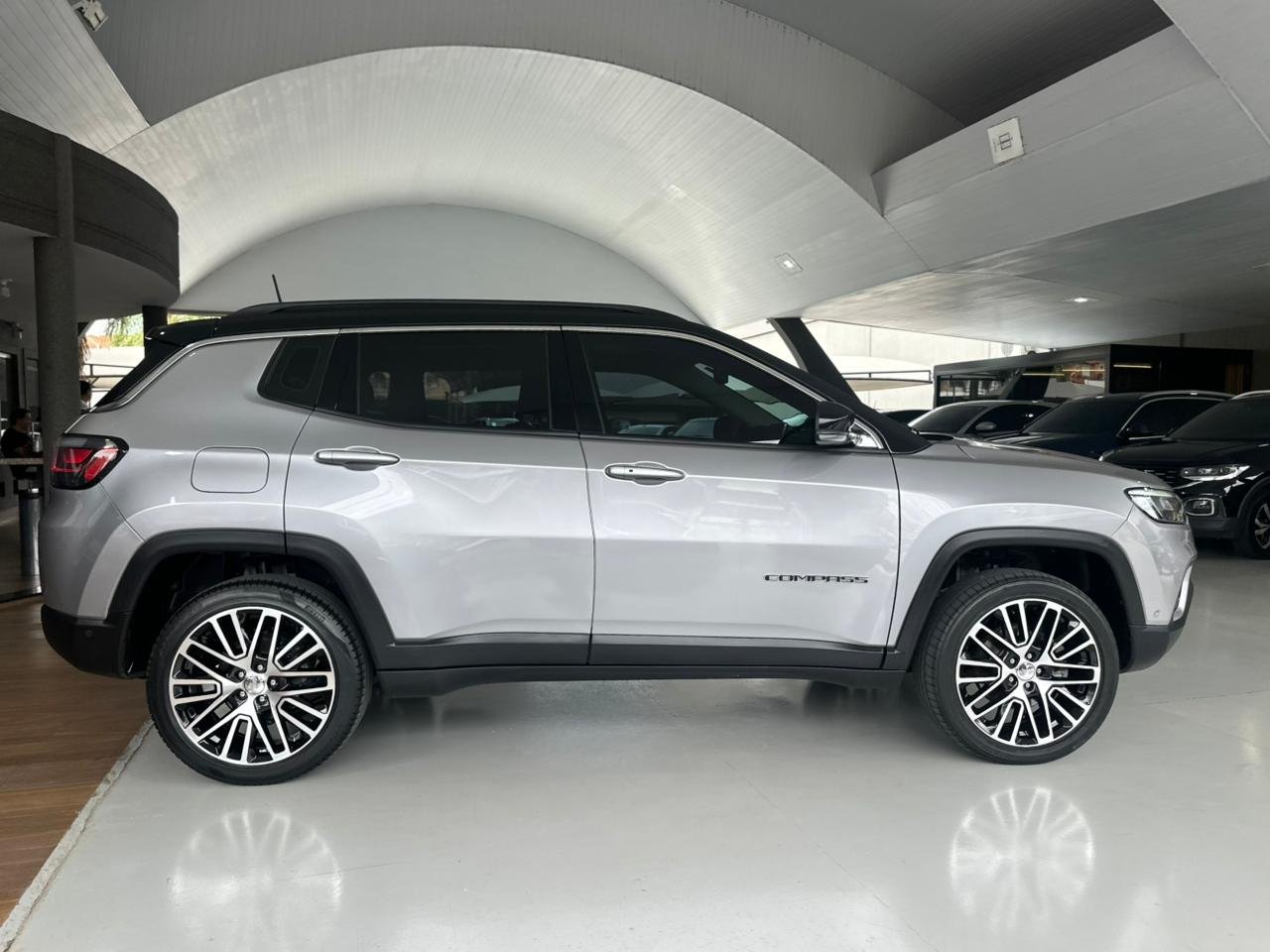 JEEP Compass 2.0 16V 4P 350 LIMITED 4X4 TURBO DIESEL AUTOMÁTICO