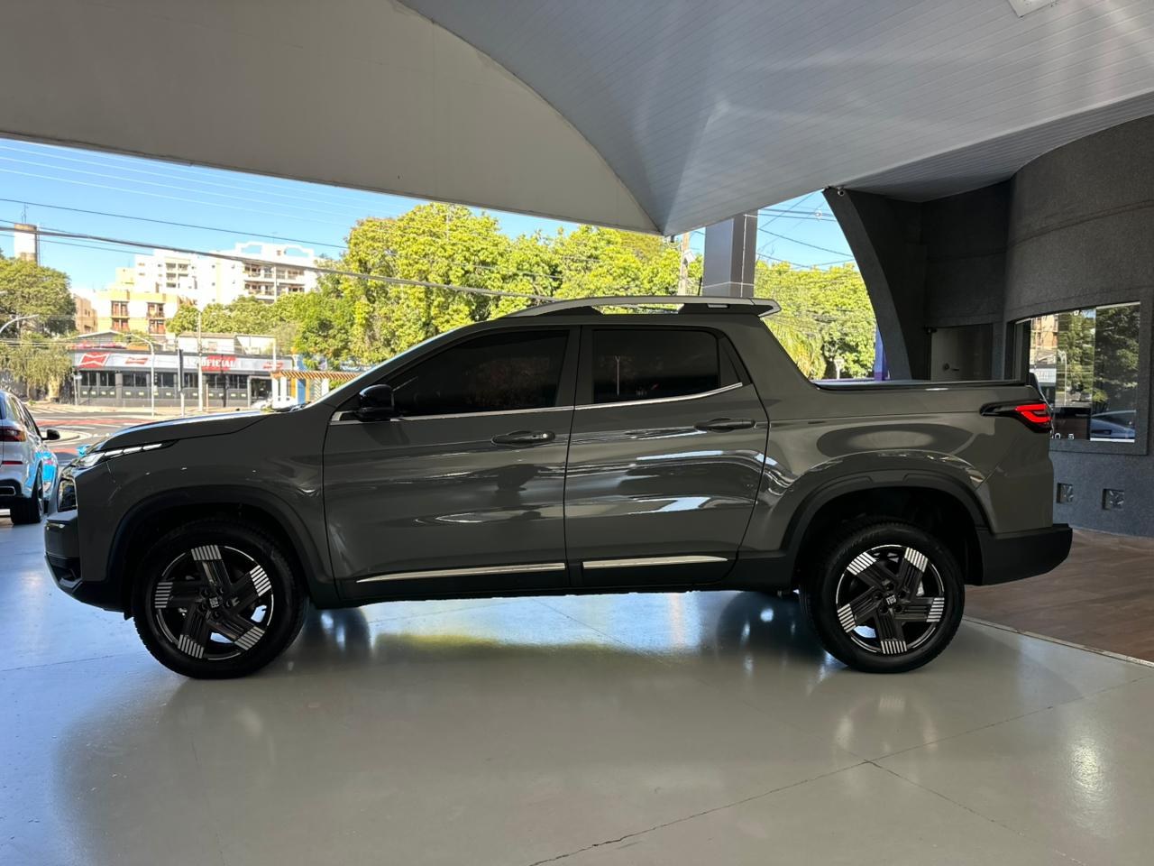 FIAT Toro 1.3 16V 4P FLEX 270 TURBO VOLCANO AUTOMÁTICO