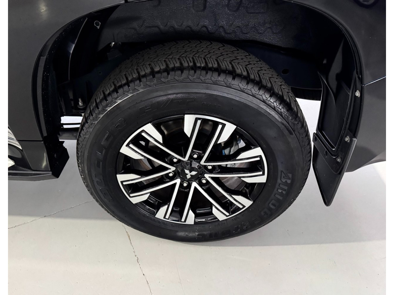 MITSUBISHI Pajero Sport 2.4 16V 4P MIVEC HPE AWD TURBO DIESEL AUTOMÁTICO