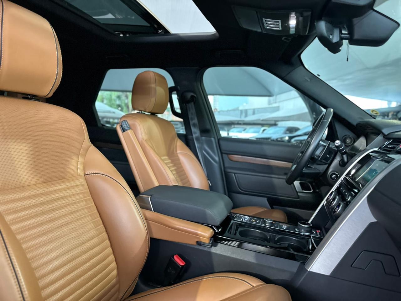 LAND ROVER Discovery 3.0 4P HSE SDV6 4X4 TURBO DIESEL AUTOMÁTICO